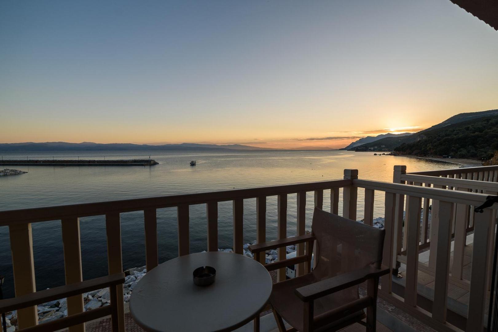 Archontiko Seaside Hotel Platanias  Exterior photo